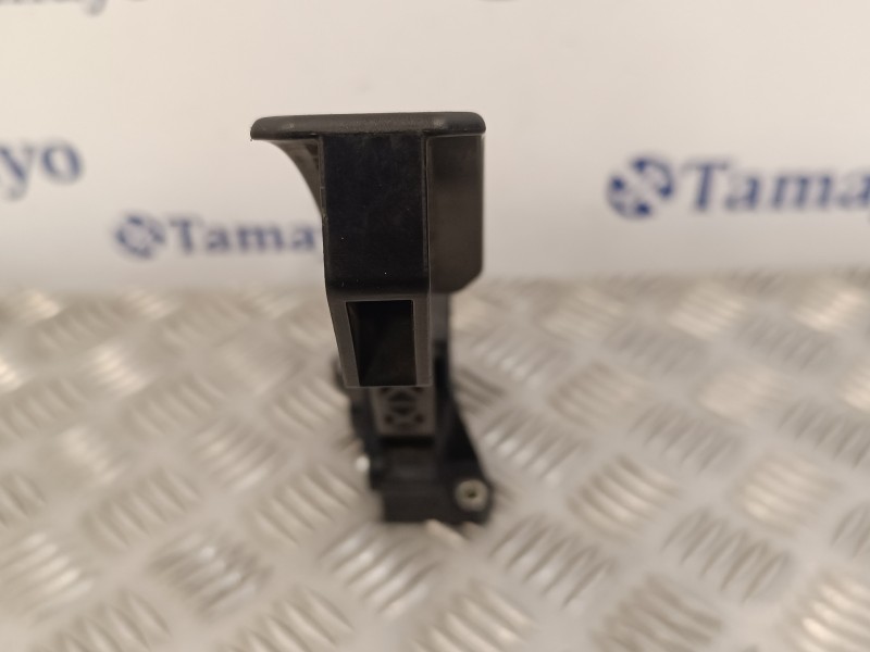 Recambio de pedal acelerador para toyota prius (nhw30) 1.8 16v cat referencia OEM IAM 7811012010  1988007310