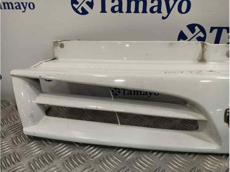 Recambio de rejilla delantera para opel vivaro referencia OEM IAM 8200137047  