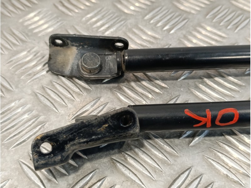 Recambio de amortiguadores maletero / porton para subaru impreza g12 2.0 diesel cat referencia OEM IAM   