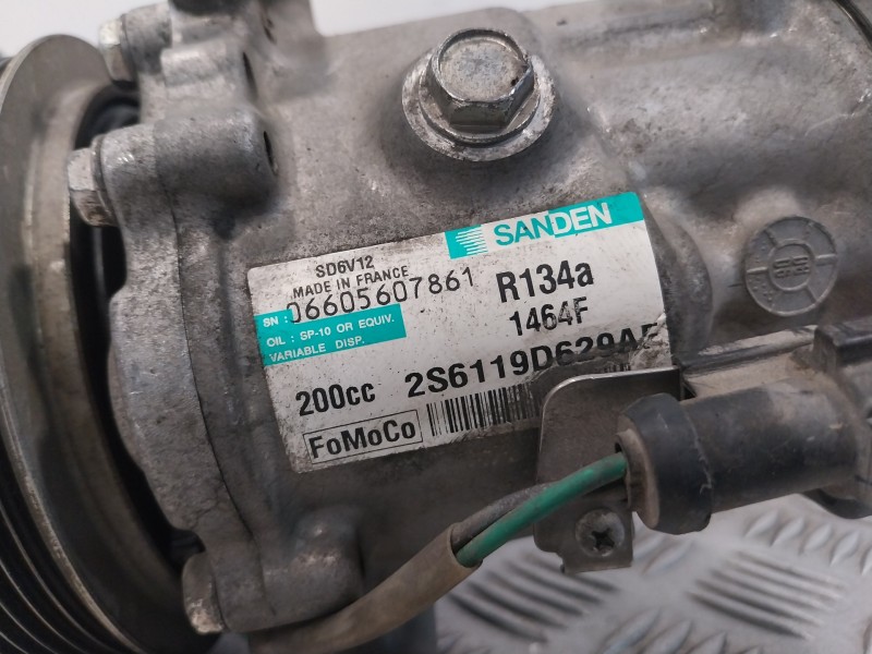 Recambio de compresor aire acondicionado para ford fiesta (cbk) referencia OEM IAM 2S6119D629AE  SD6V121464F