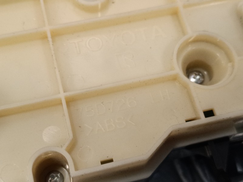 Recambio de mando climatizador para toyota prius (nhw30) 1.8 16v cat referencia OEM IAM 75D726LH  