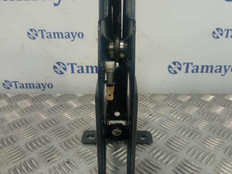Recambio de palanca freno de mano para nissan interstar m1 fm referencia OEM IAM 360107552R  