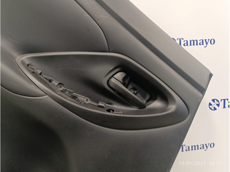 Recambio de guarnecido puerta trasera izquierda para toyota yaris cross cross (xp210) referencia OEM IAM 676400DN20C0  