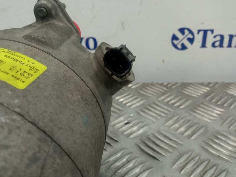 Recambio de compresor aire acondicionado para ford fiesta (ccn) referencia OEM IAM C1B119D629AE  