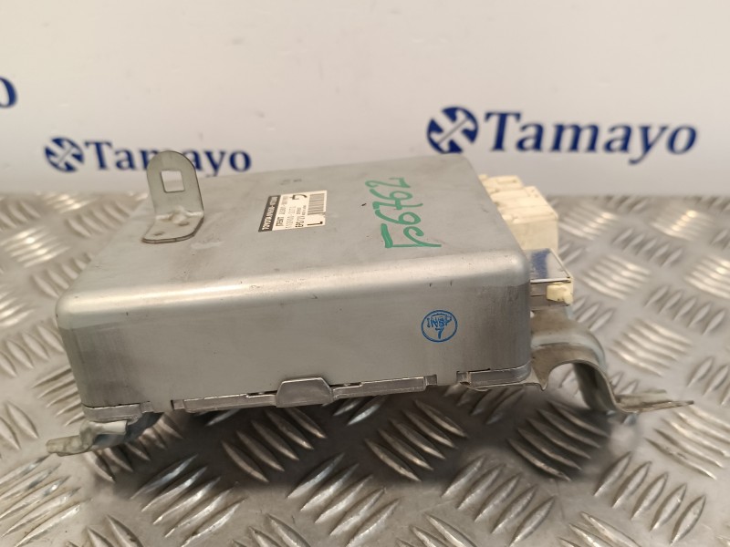 Recambio de modulo electronico para toyota prius (nhw30) 1.8 16v cat referencia OEM IAM 8965047260 1129002272 JL501001981