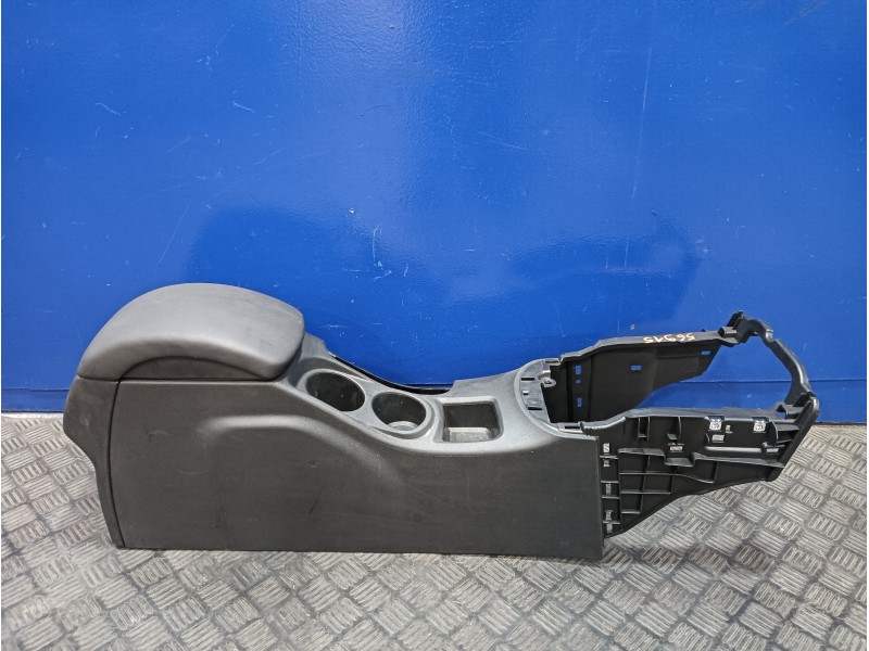 Recambio de apoyabrazos central para citroën c4 lim. 1.6 hdi fap referencia OEM IAM 9688972577  