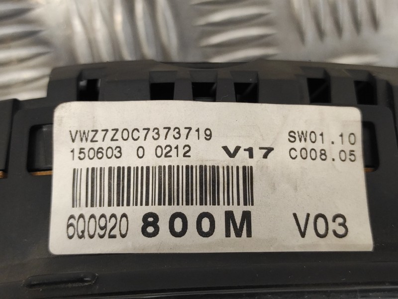 Recambio de cuadro instrumentos para volkswagen polo (9n1) 1.4 tdi referencia OEM IAM 6Q0920800M  