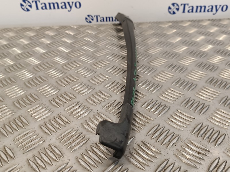 Recambio de brazo limpia delantero izquierdo para volkswagen touareg (7la) 2.5 tdi referencia OEM IAM   