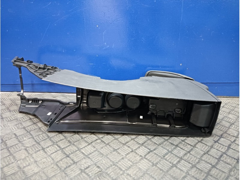 Recambio de apoyabrazos central para citroën c4 lim. 1.6 hdi fap referencia OEM IAM 9688972577  