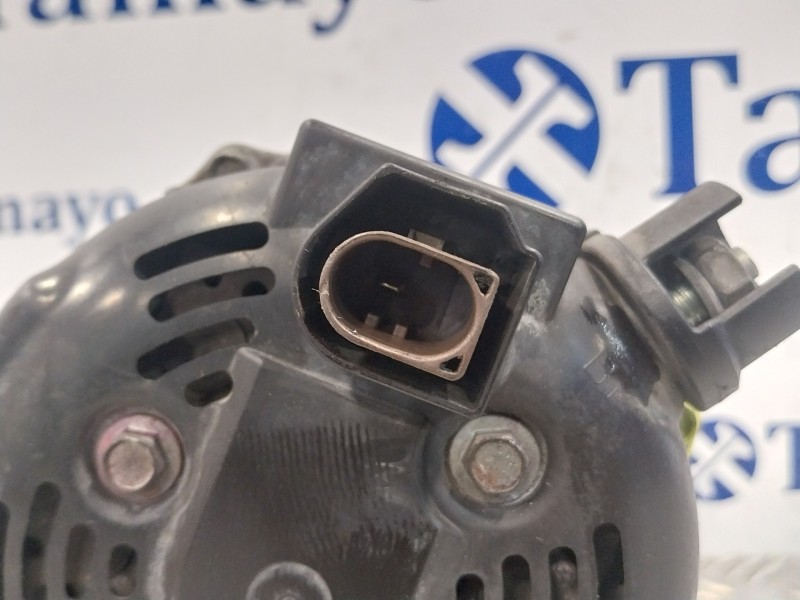 Recambio de alternador para ford fiesta (ccn) referencia OEM IAM MS1042101731  CV6T10300BC