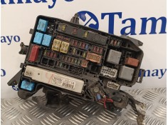 Recambio de caja reles / fusibles para toyota prius (nhw30) 1.8 16v cat referencia OEM IAM 8264147090  72818793