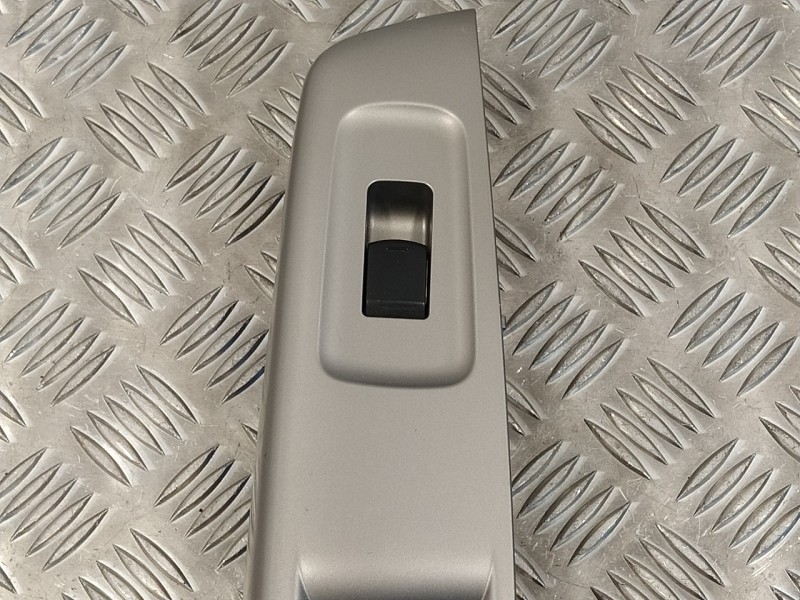 Recambio de mando elevalunas delantero derecho para subaru forester s12 xs classic referencia OEM IAM 94266FG560  