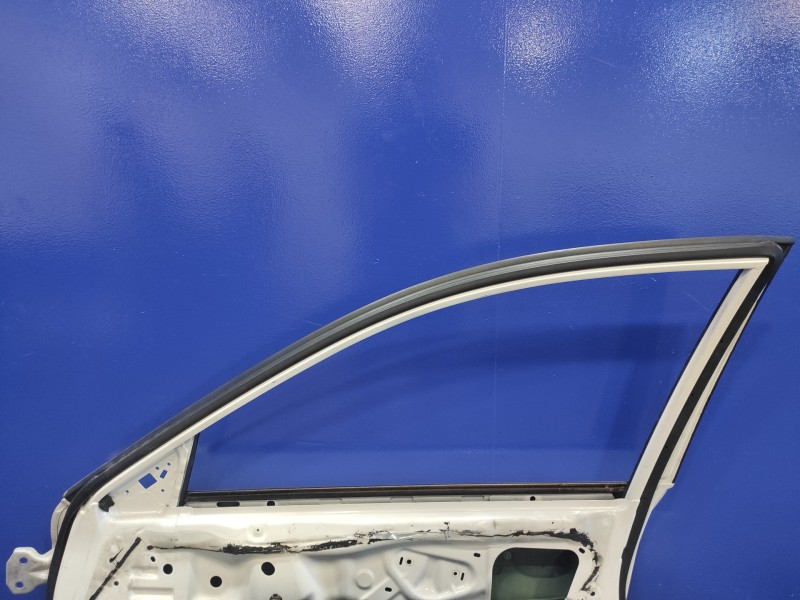 Recambio de puerta delantera derecha para subaru impreza g12 2.0 diesel cat referencia OEM IAM   