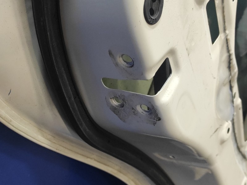 Recambio de puerta trasera izquierda para subaru impreza g12 2.0 diesel cat referencia OEM IAM   