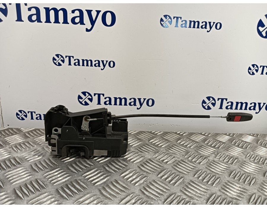 Recambio de cerradura puerta delantera derecha para opel astra g berlina 2.0 dti referencia OEM IAM 24444016 EY  