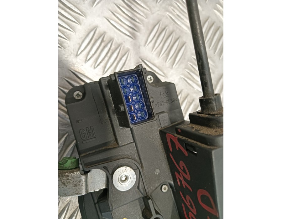 Recambio de cerradura puerta delantera derecha para opel astra g berlina 2.0 dti referencia OEM IAM 24444016 EY  