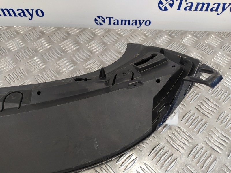 Recambio de aleron trasero para renault kadjar referencia OEM IAM 960308491R  