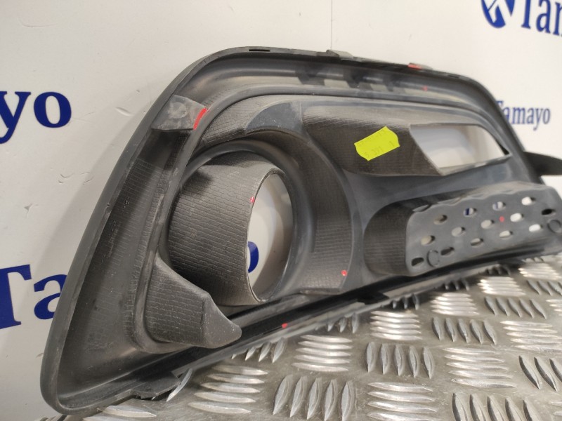 Recambio de moldura para renault captur 1.2 tce referencia OEM IAM 620740754R  