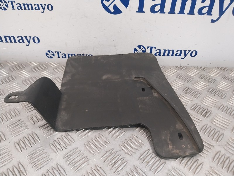 Recambio de moldura para nissan interstar m1 fm referencia OEM IAM 638500002R  