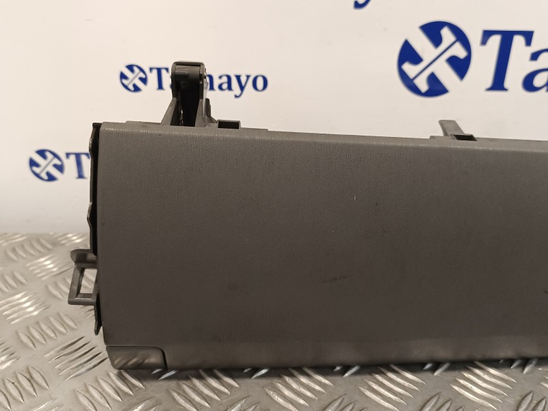 Recambio de guantera para toyota prius (nhw30) 1.8 16v cat referencia OEM IAM 5551147040  5545247050