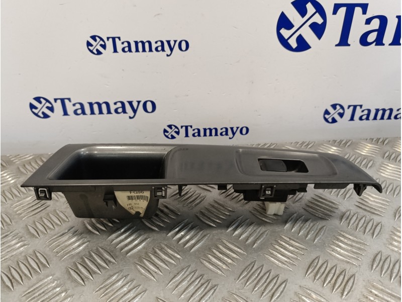 Recambio de mando elevalunas delantero derecho para subaru impreza g12 2.0 diesel cat referencia OEM IAM 94266FG560  