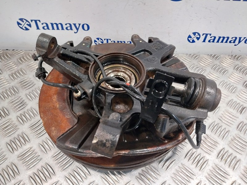 Recambio de mangueta delantera izquierda para mercedes-benz clase m (w163) referencia OEM IAM   