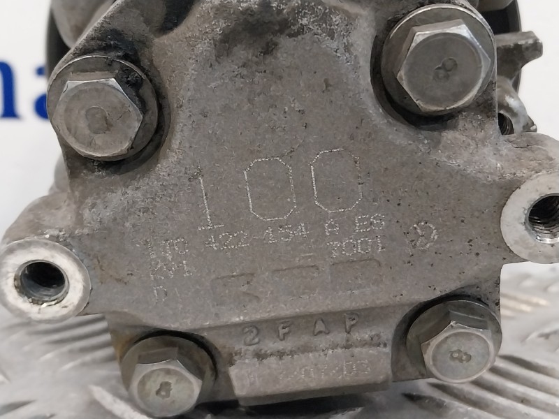Recambio de bomba direccion para seat toledo (1m2) referencia OEM IAM 1J0422154AES  038145255B