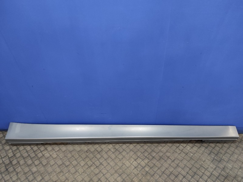 Recambio de estribo para bmw serie 3 lim. (f30) referencia OEM IAM 51777256912  