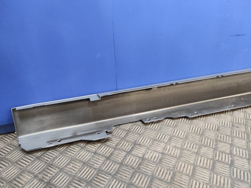 Recambio de estribo para bmw serie 3 lim. (f30) referencia OEM IAM 51777256912  