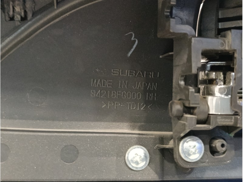 Recambio de guarnecido puerta delantera derecha para subaru impreza g12 2.0 diesel cat referencia OEM IAM 94218FG000  
