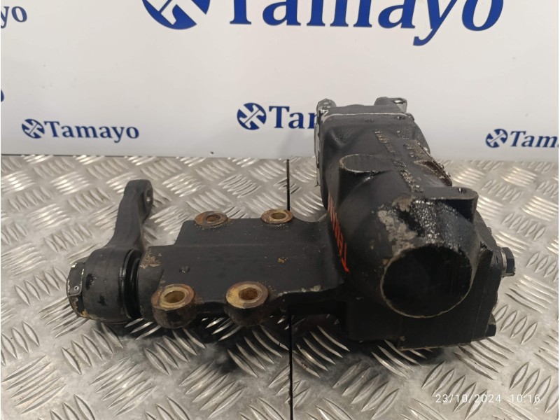 Recambio de caja direccion para nissan terrano/terrano.ii (r20) referencia OEM IAM 49001OF000 8054276GGG50 8054974209