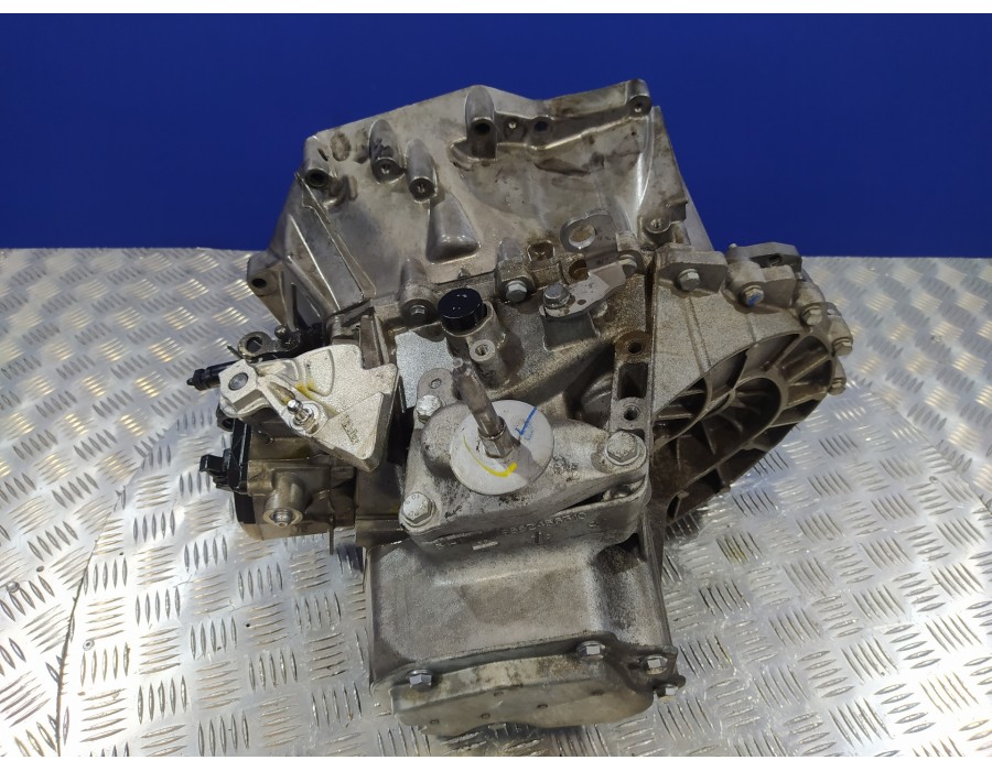 Recambio de caja cambios para peugeot 308 sw 1.6 hdi fap cat (9hz / dv6ted4) referencia OEM IAM 20EA01  