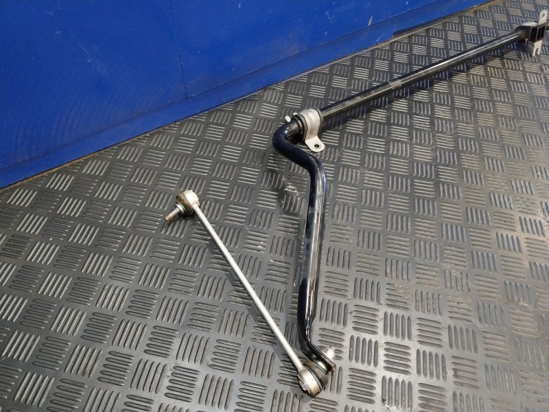 Recambio de barra estabilizadora delantera para nissan interstar m1 fm referencia OEM IAM 546110036R  