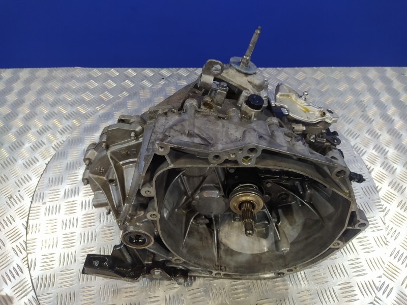 Recambio de caja cambios para peugeot 308 sw 1.6 hdi fap cat (9hz / dv6ted4) referencia OEM IAM 20EA01  