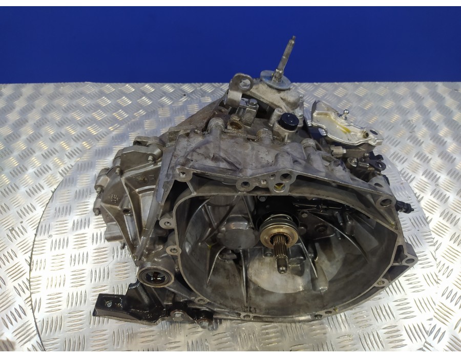 Recambio de caja cambios para peugeot 308 sw 1.6 hdi fap cat (9hz / dv6ted4) referencia OEM IAM 20EA01  