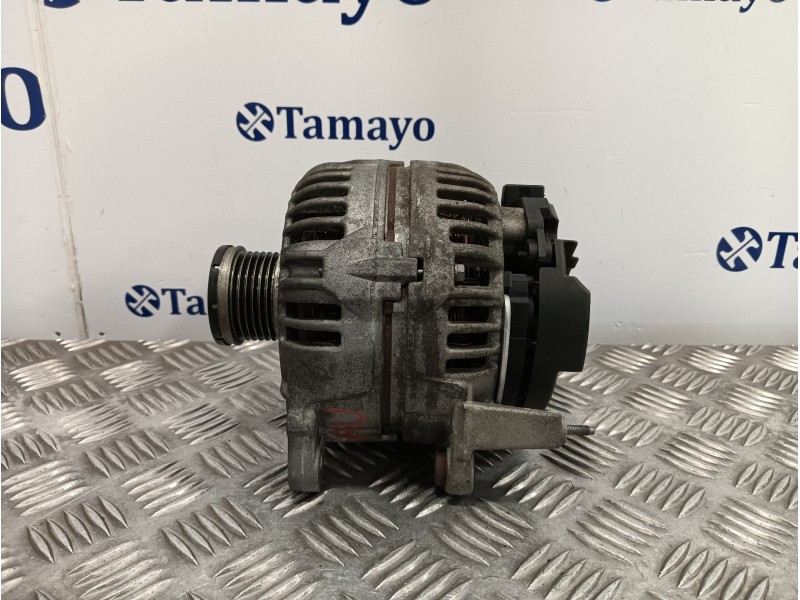 Recambio de alternador para volkswagen golf vi (5k1) referencia OEM IAM 03C903023A  0124525093
