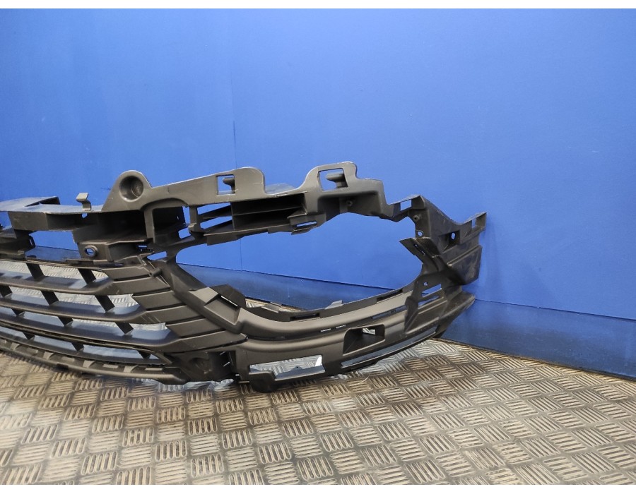 Recambio de rejilla paragolpes central para renault espace v 1.6 dci diesel fap energy referencia OEM IAM 622548143R  