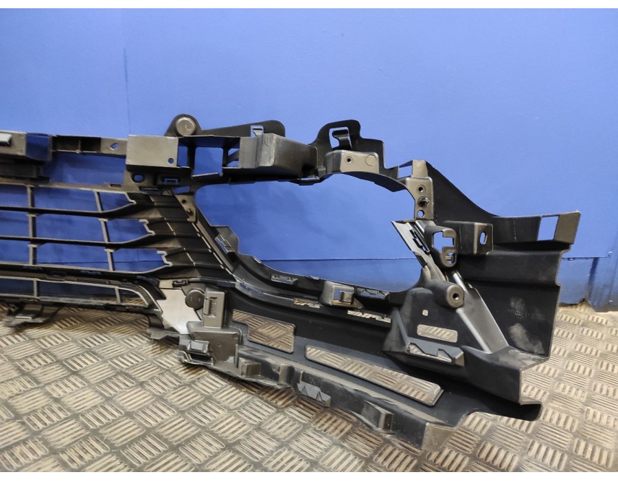 Recambio de rejilla paragolpes central para renault espace v 1.6 dci diesel fap energy referencia OEM IAM 622548143R  