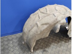 Recambio de plastico paso rueda trasero izquierdo para audi a3 sportback (8va) 2.0 16v tdi referencia OEM IAM    2