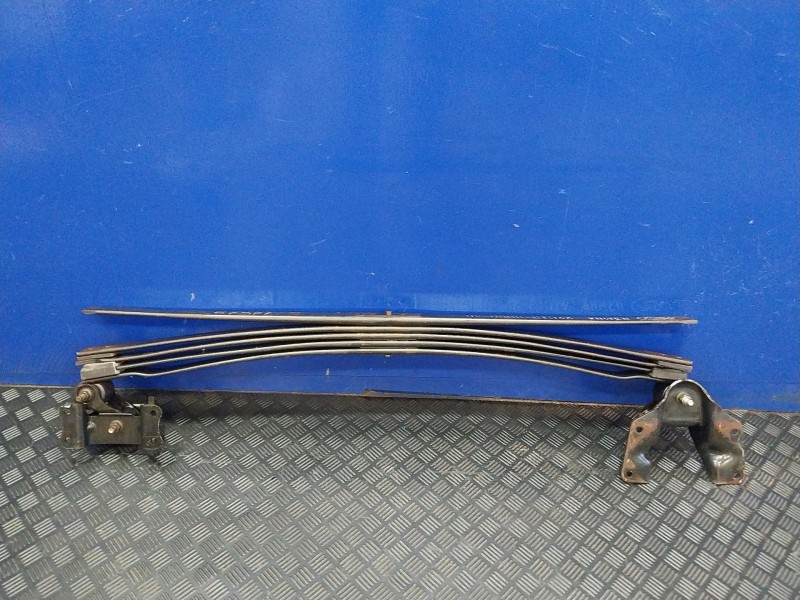 Recambio de ballesta trasera para ford transit, caja cerr. largo 95 referencia OEM IAM VYC155560AC  