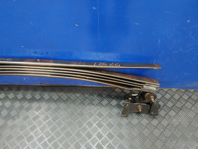 Recambio de ballesta trasera para ford transit, caja cerr. largo 95 referencia OEM IAM VYC155560AC  