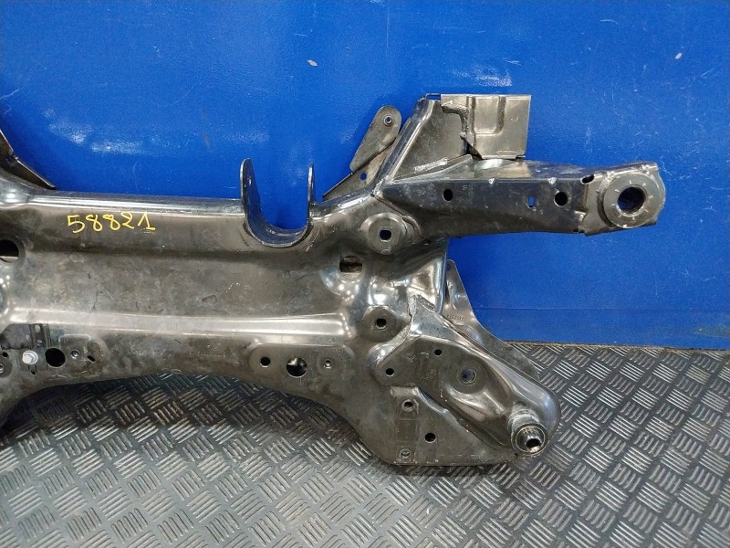 Recambio de puente delantero para nissan interstar m1 fm referencia OEM IAM 09452207  