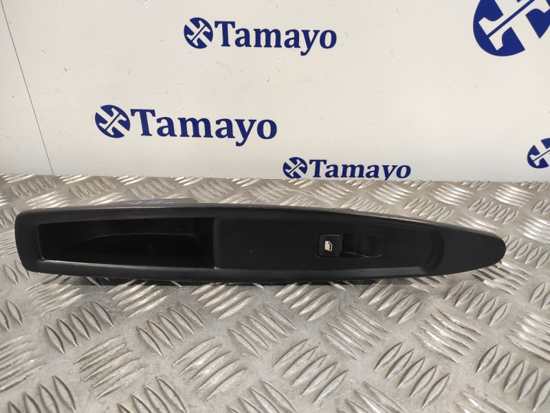 Recambio de mando elevalunas delantero derecho para citroën c4 coupe 1.6 16v hdi referencia OEM IAM 9651465677  