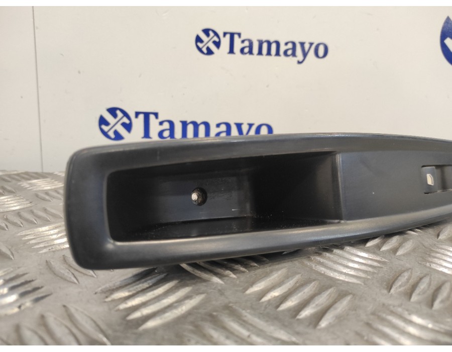 Recambio de mando elevalunas delantero derecho para citroën c4 coupe 1.6 16v hdi referencia OEM IAM 9651465677  
