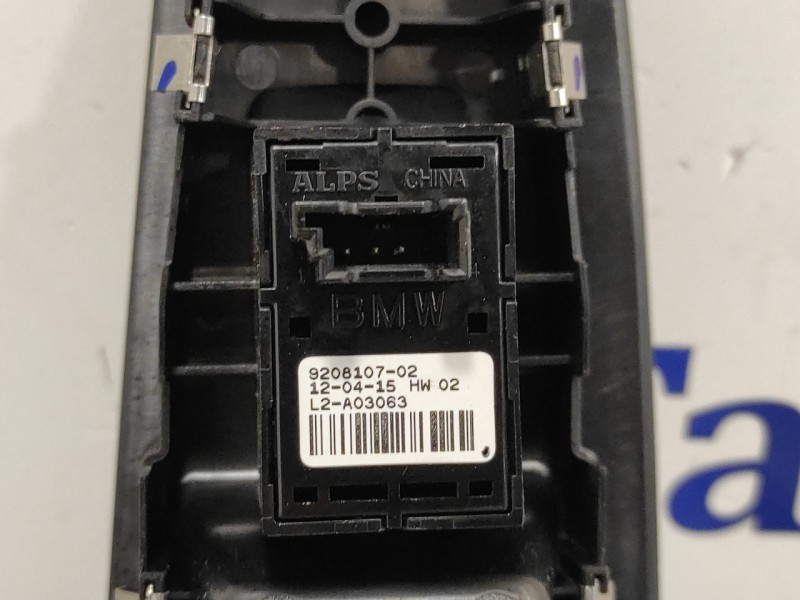 Recambio de mando elevalunas trasero derecho para bmw serie 2 gran tourer (f46) referencia OEM IAM   18704610