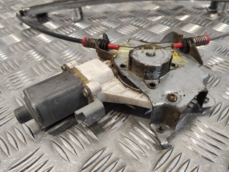 Recambio de elevalunas delantero izquierdo para nissan micra (k12e) referencia OEM IAM 0130822202  