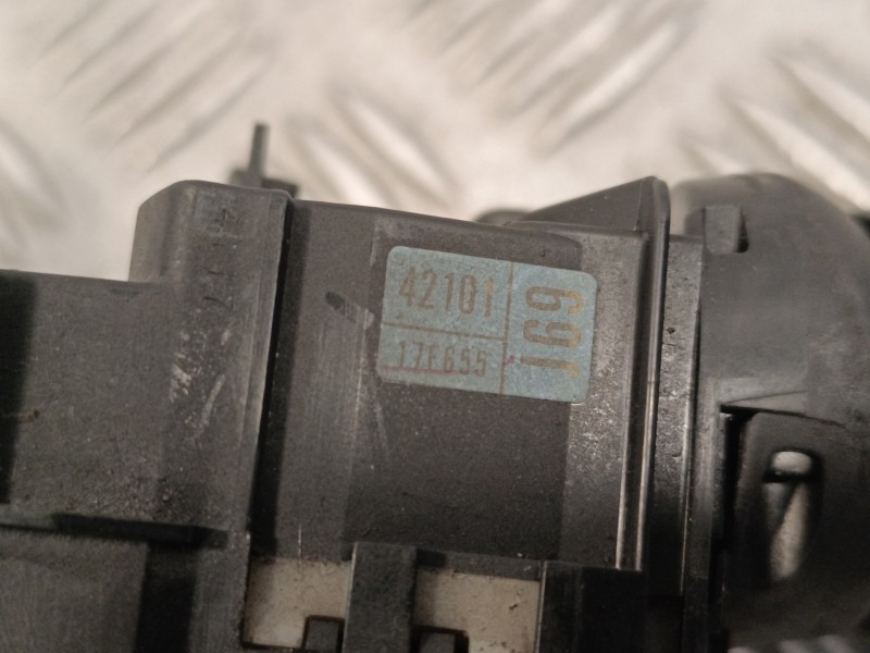 Recambio de mando intermitentes para toyota prius (nhw30) 1.8 16v cat referencia OEM IAM 4210117F655  