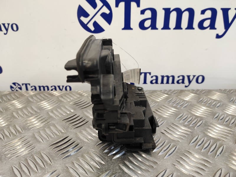 Recambio de cerradura puerta delantera izquierda para bmw serie 2 gran tourer (f46) referencia OEM IAM  728193110 18283810