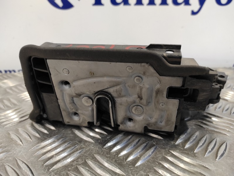 Recambio de cerradura puerta delantera derecha para bmw serie 2 gran tourer (f46) referencia OEM IAM  728193410 18283810