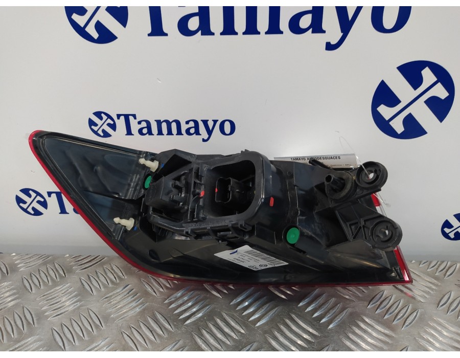 Recambio de piloto trasero derecho para renault clio iv 1.2 cat (bivalent. gasolina / gpl) referencia OEM IAM 265509846R  